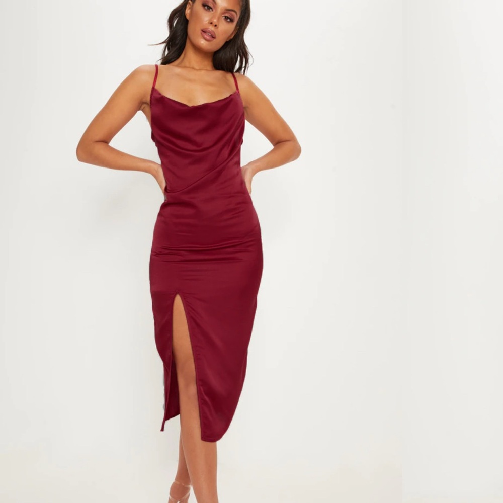 PrettyLittleThing Dress - Picture 1 of 9
